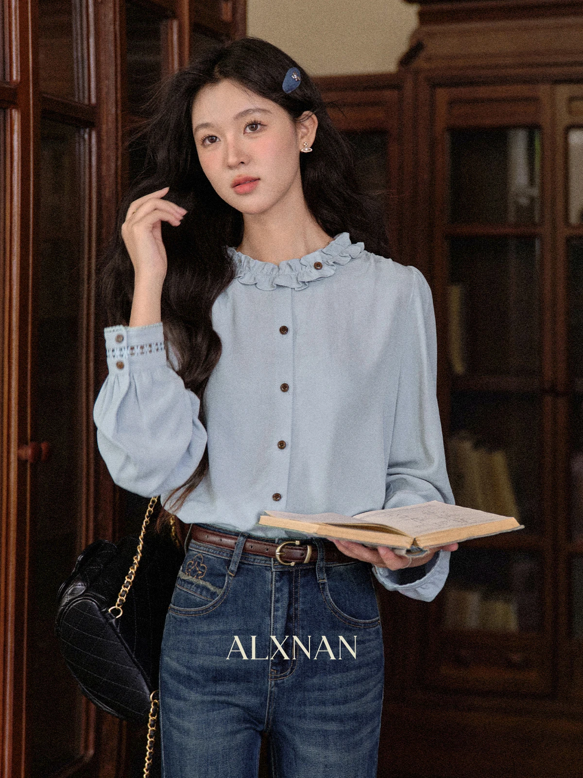 

ALXNAN Blue Shirt Elegant Office Lady Long Sleeve Blouses 2025 Autumn Lace-up Collar Wooden Button-down Women's Shirts L569166