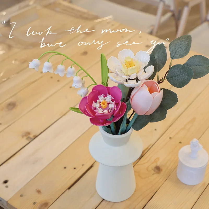 مكعبات بناء سلسلة الزهور المجمعة لعبة الحلي DIY محاكاة نموذج زهرة الزنبق الوردي لهدايا العيد للفتيات