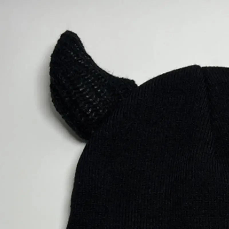 

652F Lovely Horn Hat for Girls Hats Gift for Friend Soft Crocheted Beanie Hat Y2K Devil Horn Hat Funny Beanie Hat