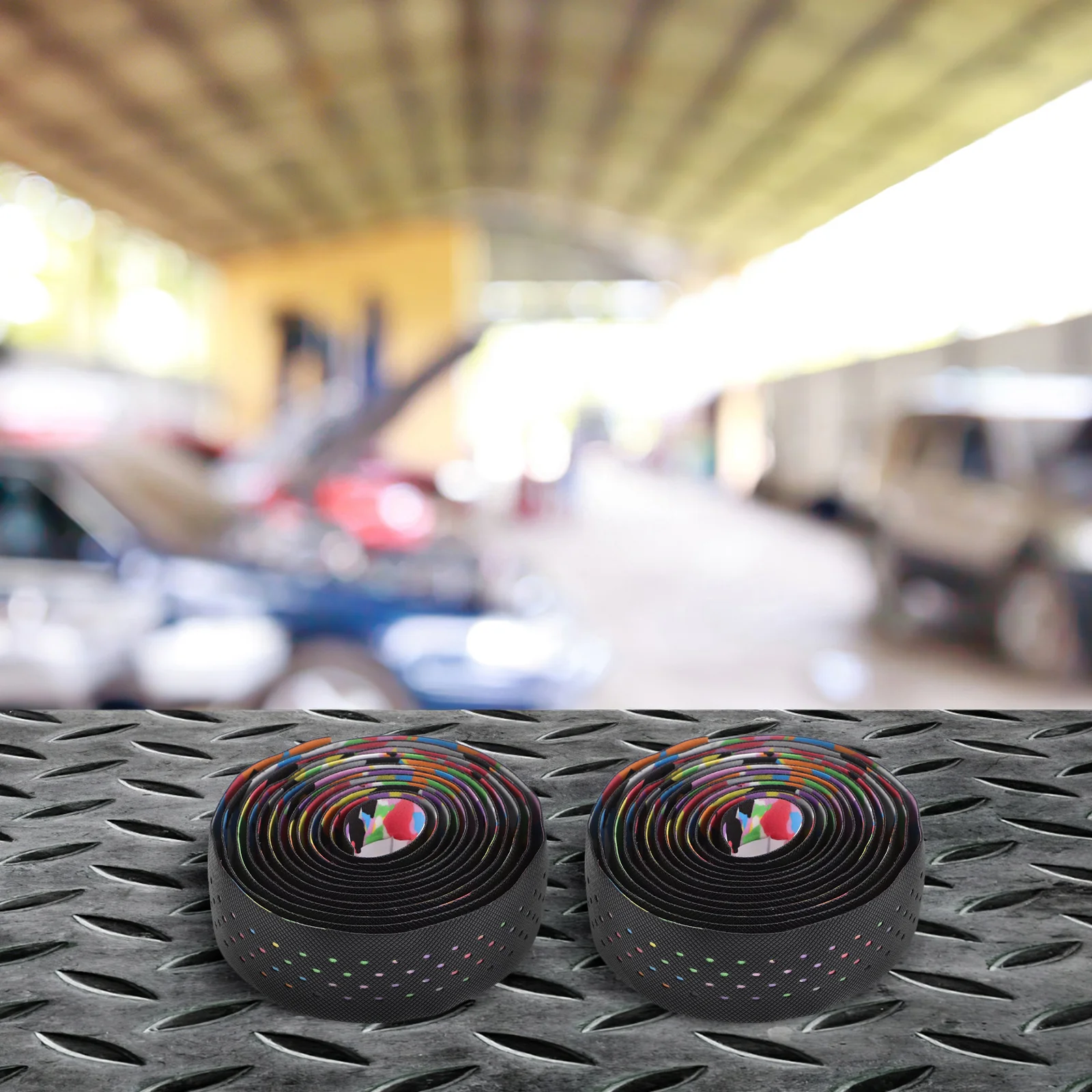 

1Set Anti-Slip Bicycle Handlebar Tape Breathable Sweat-Absorbent Grip Wrap Durable Road Bike Cycling Handlebar Wrap Mountain