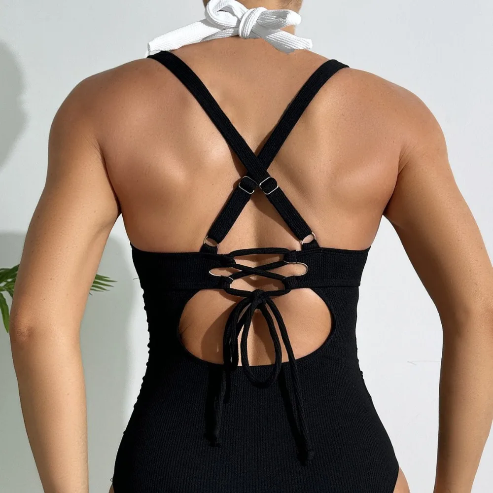 Set bikini Cuscino per il torace Nessun supporto in acciaio Costume intero da donna alla moda con blocco del colore, coulisse in vita