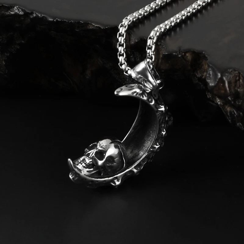 Onlysda Punk Moon Skull Necklace Pendant For Men Male Gothic Jewelry Boy Gift Stainless steel Neck chains Gift OSDZ134