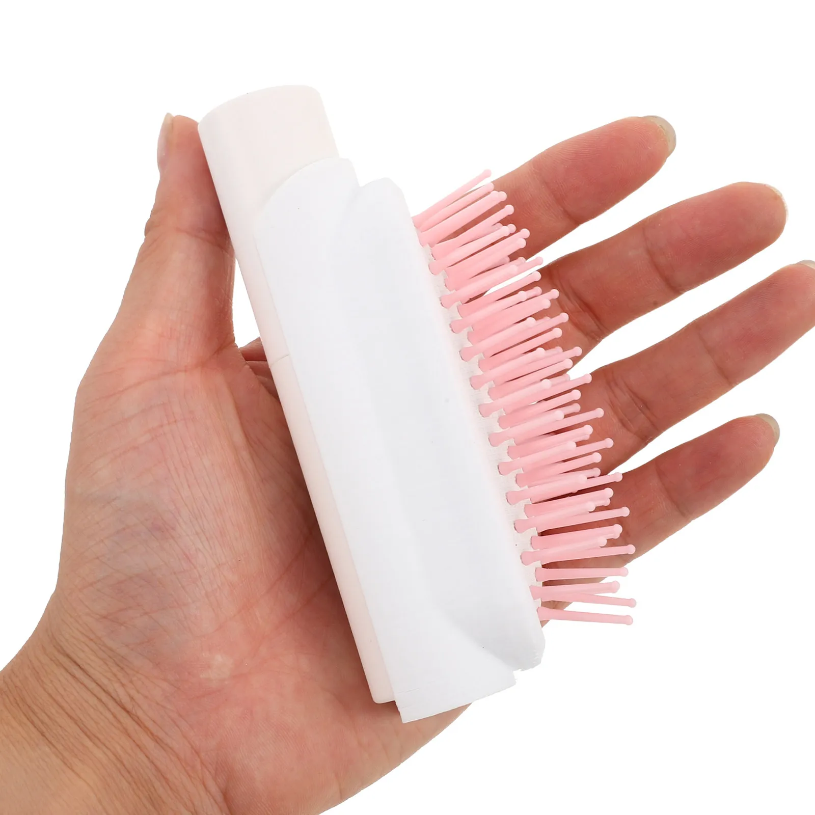 Salon Quality Spray Comb for Effortless Detangling Hydration and Shine Boost Fine Mist Technology Lightweight Comfort Grip Hair