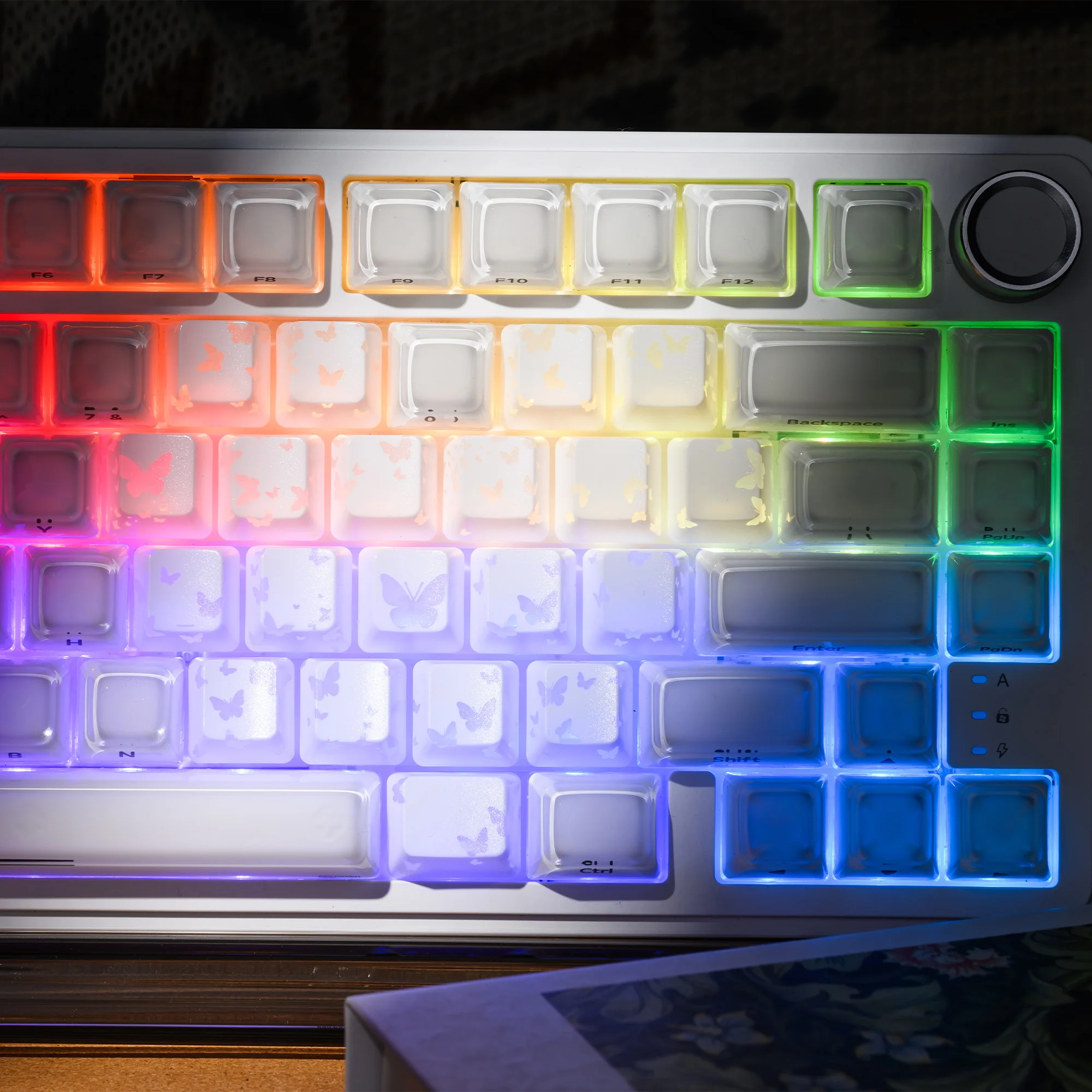 XVX White Butterfly Keycaps OEM Profile IMD-Tech Heart-Shaped Keycaps DIY Decorative Keycaps RGB Friendly 21 Keys