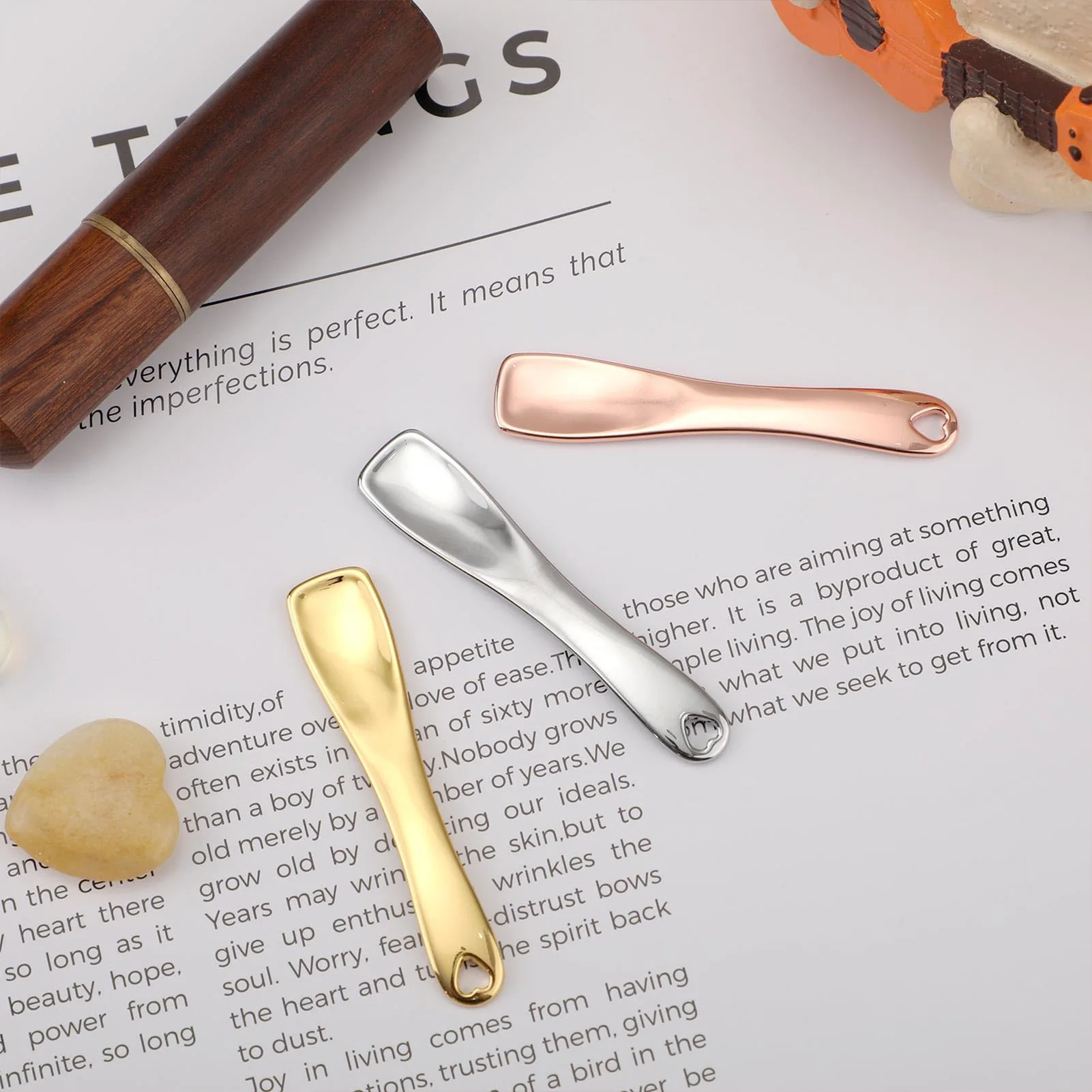 Eye Cream Wand Stick Multi-Functional Cosmetic Excavation Spoon Facial Cream Spoon Creamer Eye Cream Foundation Scraper Spoon