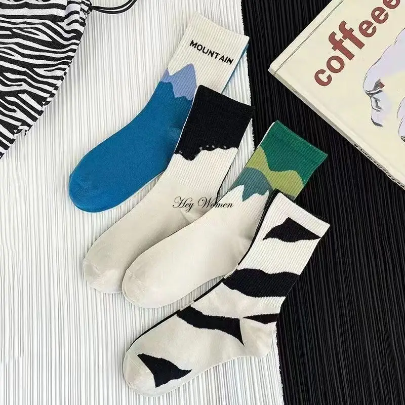 Fashion A/B Style Socks Asymmetric Trendy Hip Hop Skateboard  Breathable Harajuku Student Couple Sports Soft Sock Hosiery