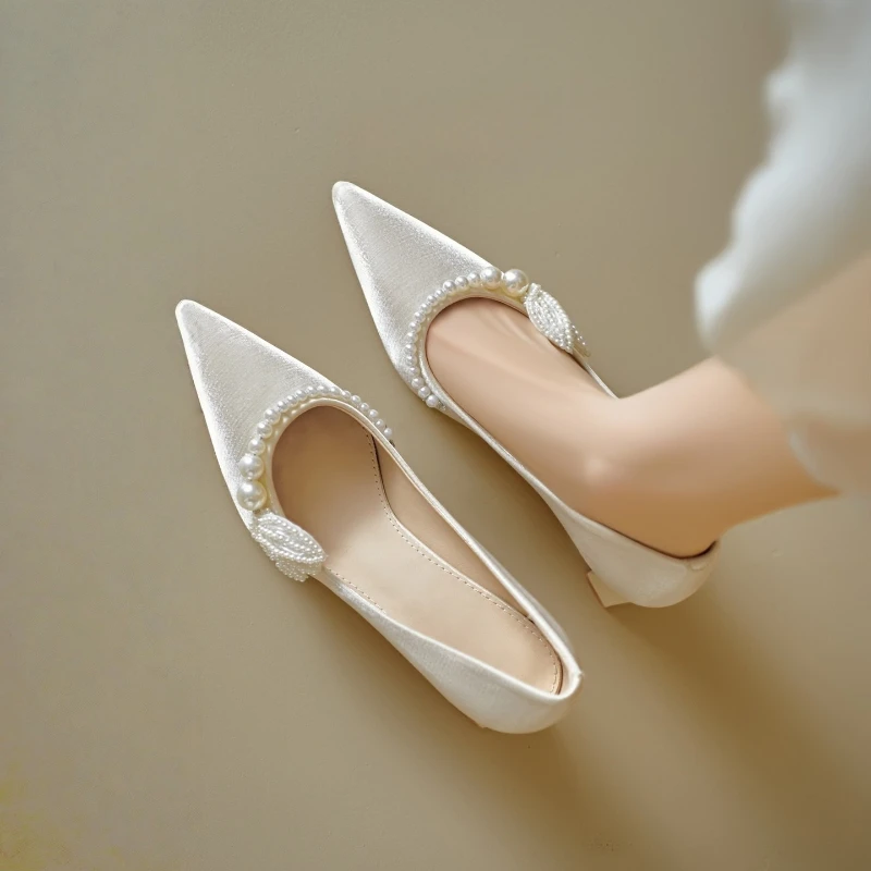 

Summer New French Style High Heels Women's Arrival Pearl Embellished Pointed Toe Shoes Chunky Heel Silk Satin Material Shoes