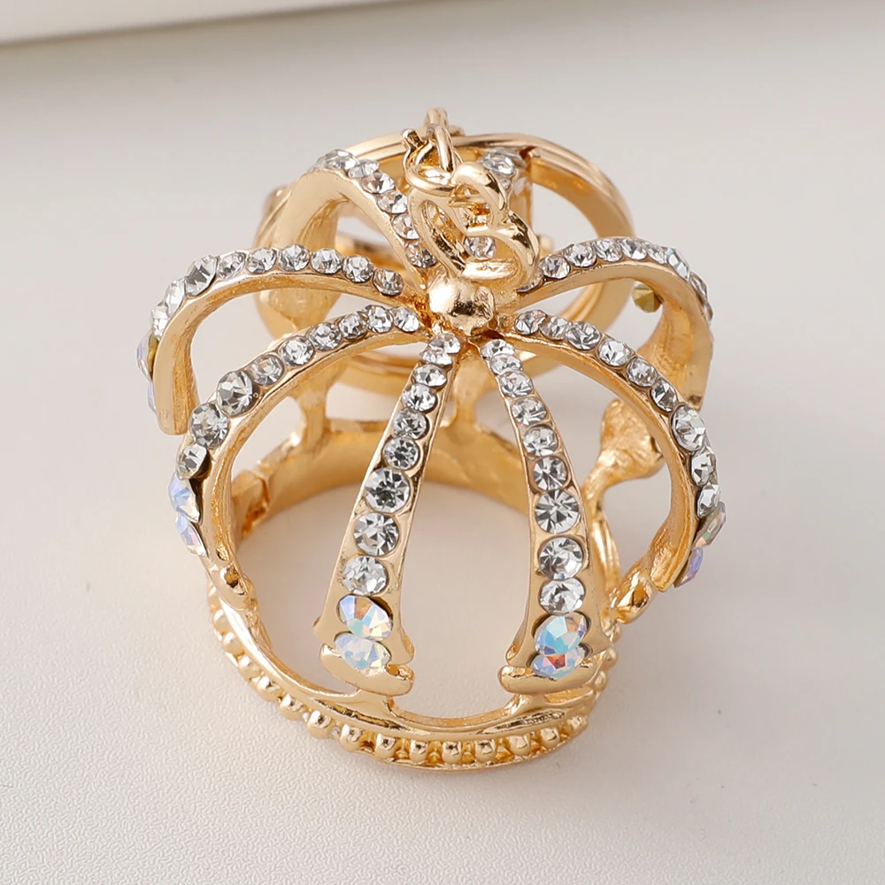2024 New Sparkle Crystal King\'s Crown Keychain Car Key Ring Souvenir Gift for Family