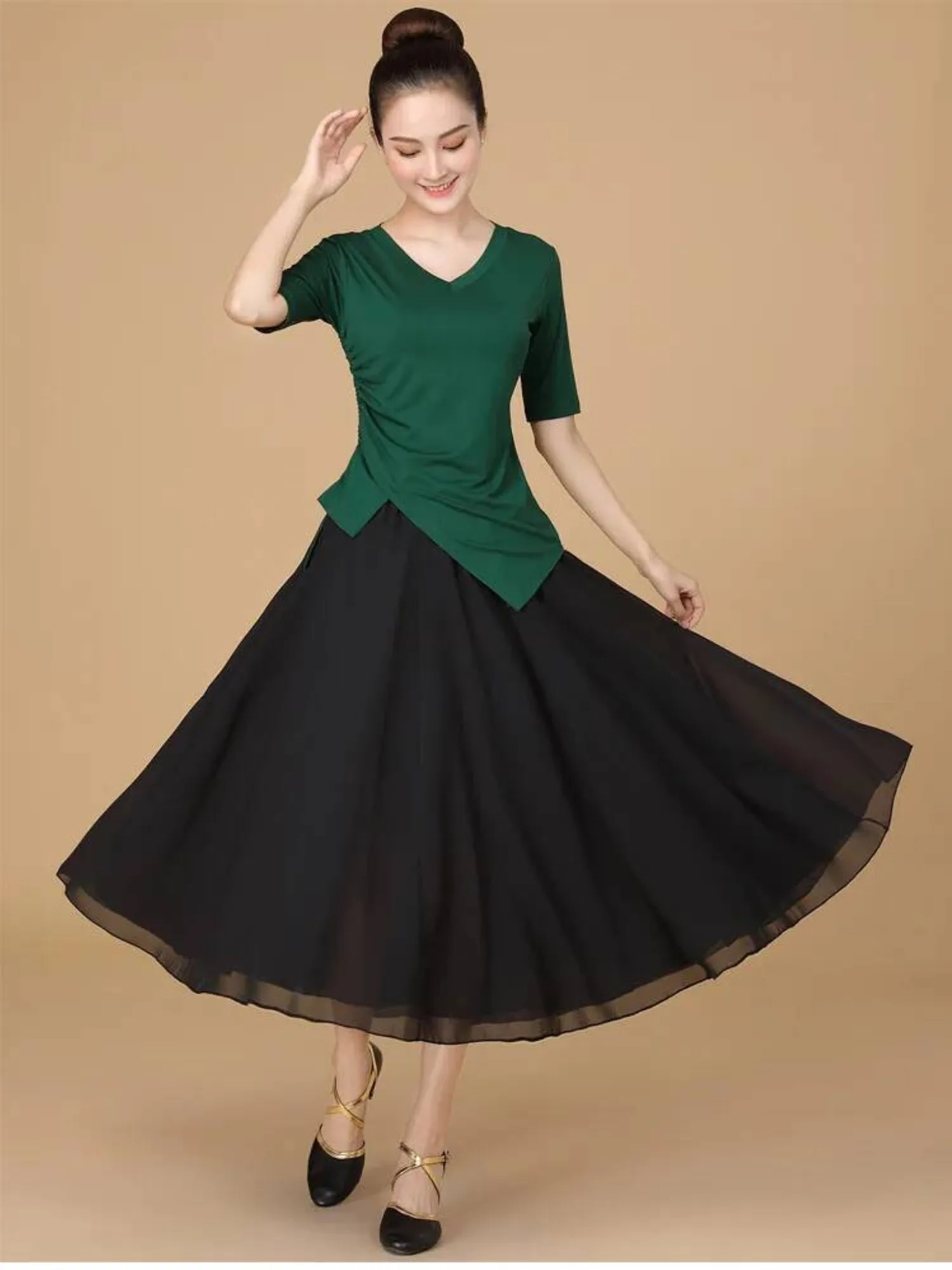 Conjunto de 2 uds de práctica de baile latino de Color sólido, disfraz de competición para mujer, Tops clásicos con cordón, ropa para el vientre, falda de gasa de salón