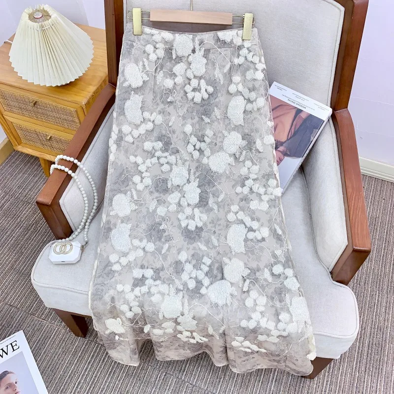 

Новый китайский летний красивый комплект из двух предметов для женщин: юбка с тяжелой вышивкой бисером и модный топ из полиэфирного волокна