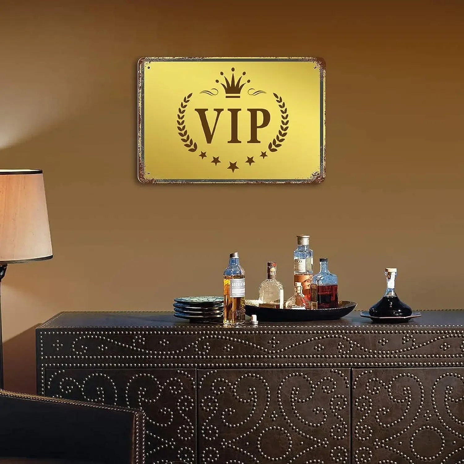 VIP Lounge Crown Stars Tin Sign Vintage Wall Art Man Cave Bar Shop Garage Metal Sign Home Office Decor Tour Art 12 x 8 inch