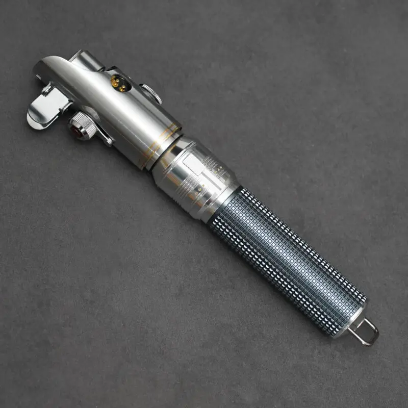 تمديد لعبة 89Sabers Carl A LightSaber: شريحة V3.9 مفتوحة المصدر، مع 19 مؤثرًا بصريًا وصوتيًا، مواد معدنية، دعامة 1:1.
