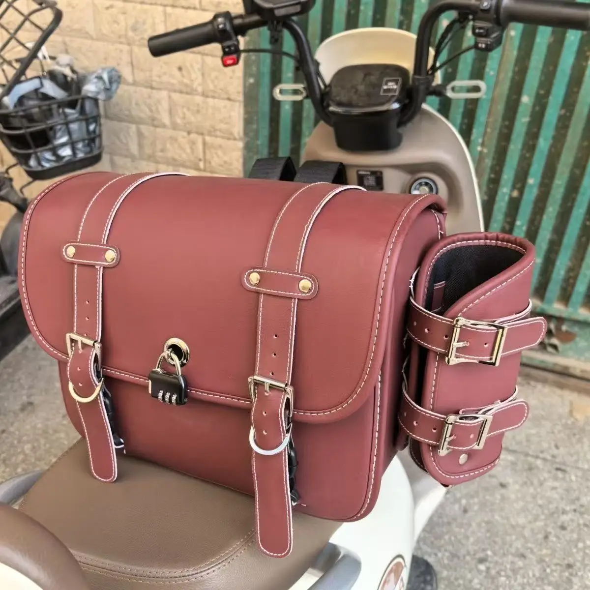 Original Design Electric Motorcycle Cute Universal Rear Tail Bag Retro Rear Tail Bag Rear