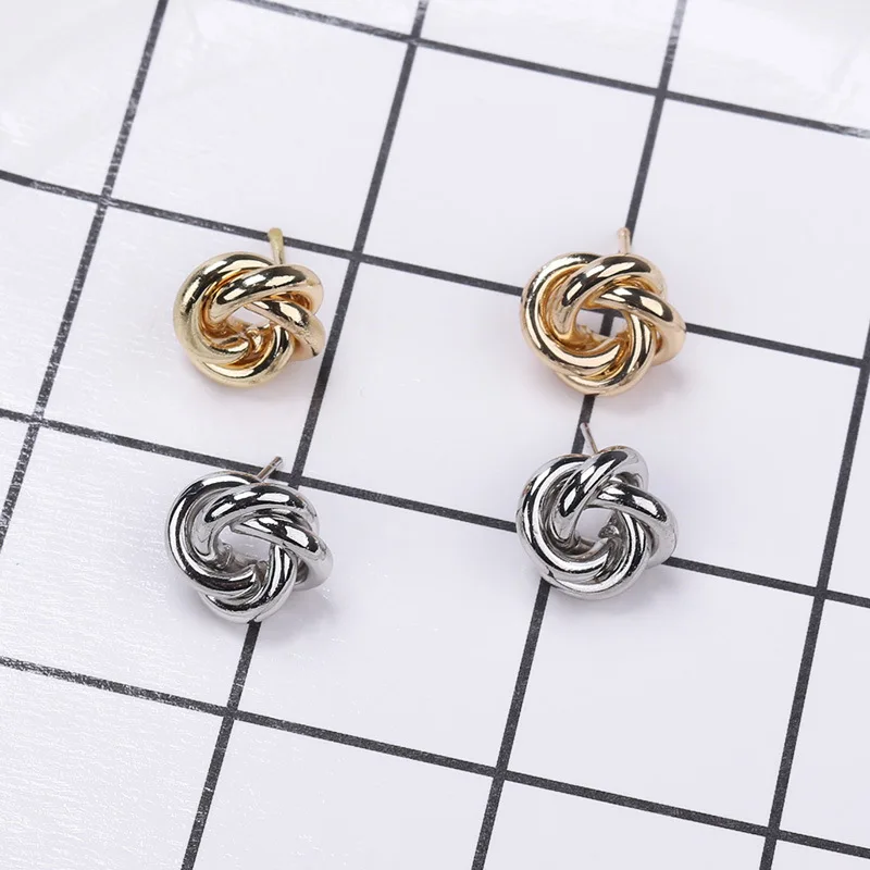 Stud Earrings for Women Rock Smooth Small Metal Knot Twist Flower Earrings Punk Party Jewelry Valentine's Day Gift Bijoux