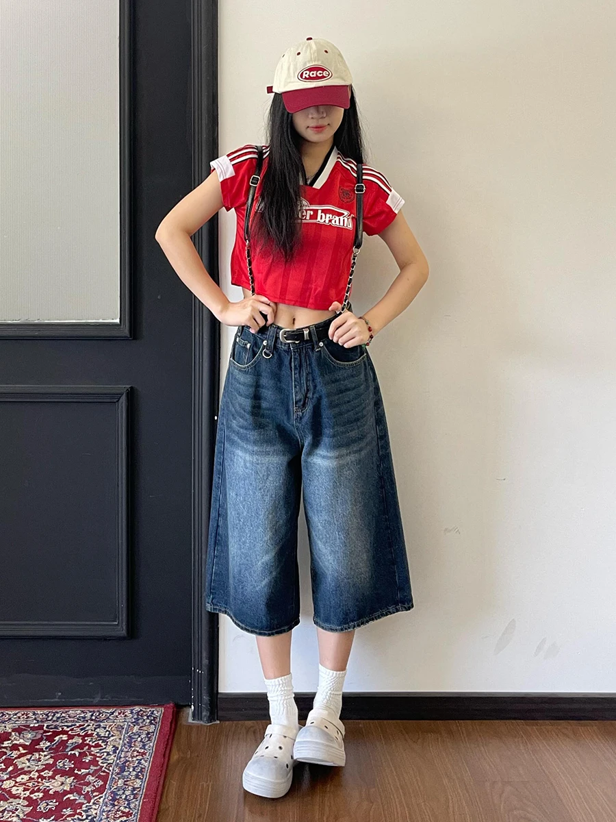 Redtachic Jeans biru Retro wanita, gantungan kunci Jorts cuci pinggang rendah berjumbai longgar kaki lebar kasual celana pendek Denim musim panas