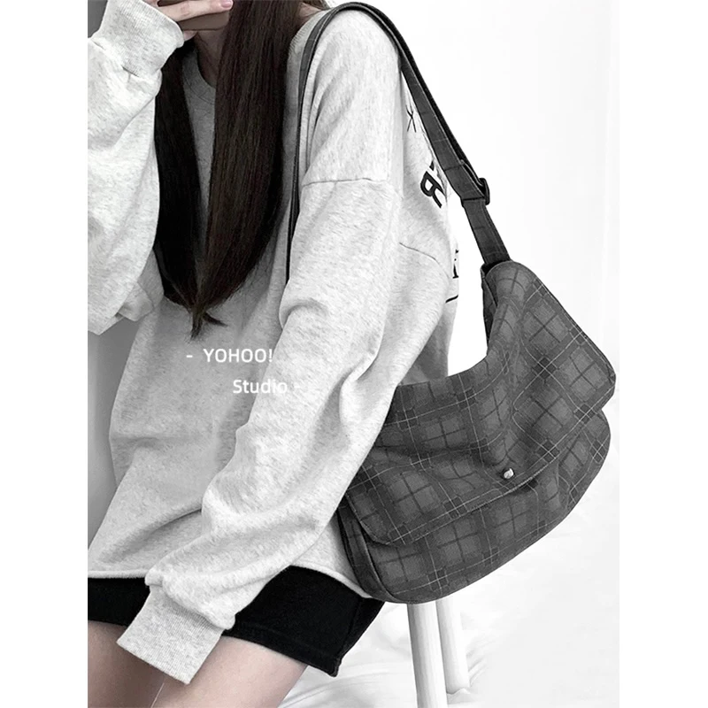 

Japanese Plaid Texture Gray All-match Messenger Bags All-match Large Capacity Bags Canvas Shoulder Bag Women