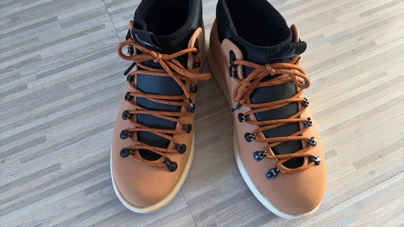 

New Winter Bestseller Breathable, Durable, Slip-Resistant High-Quality Walking Shoes Superior Traction Lightweight Exceptional Q