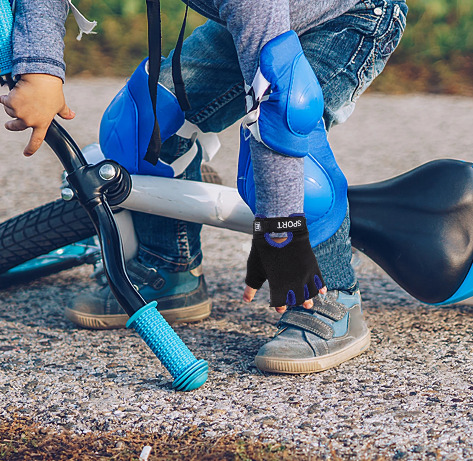 

Half Finger Gloves for Kids Scooter Biking Cycling Basketball Motorcycle Toddler Sport Antislip Nylon Protective Gloves