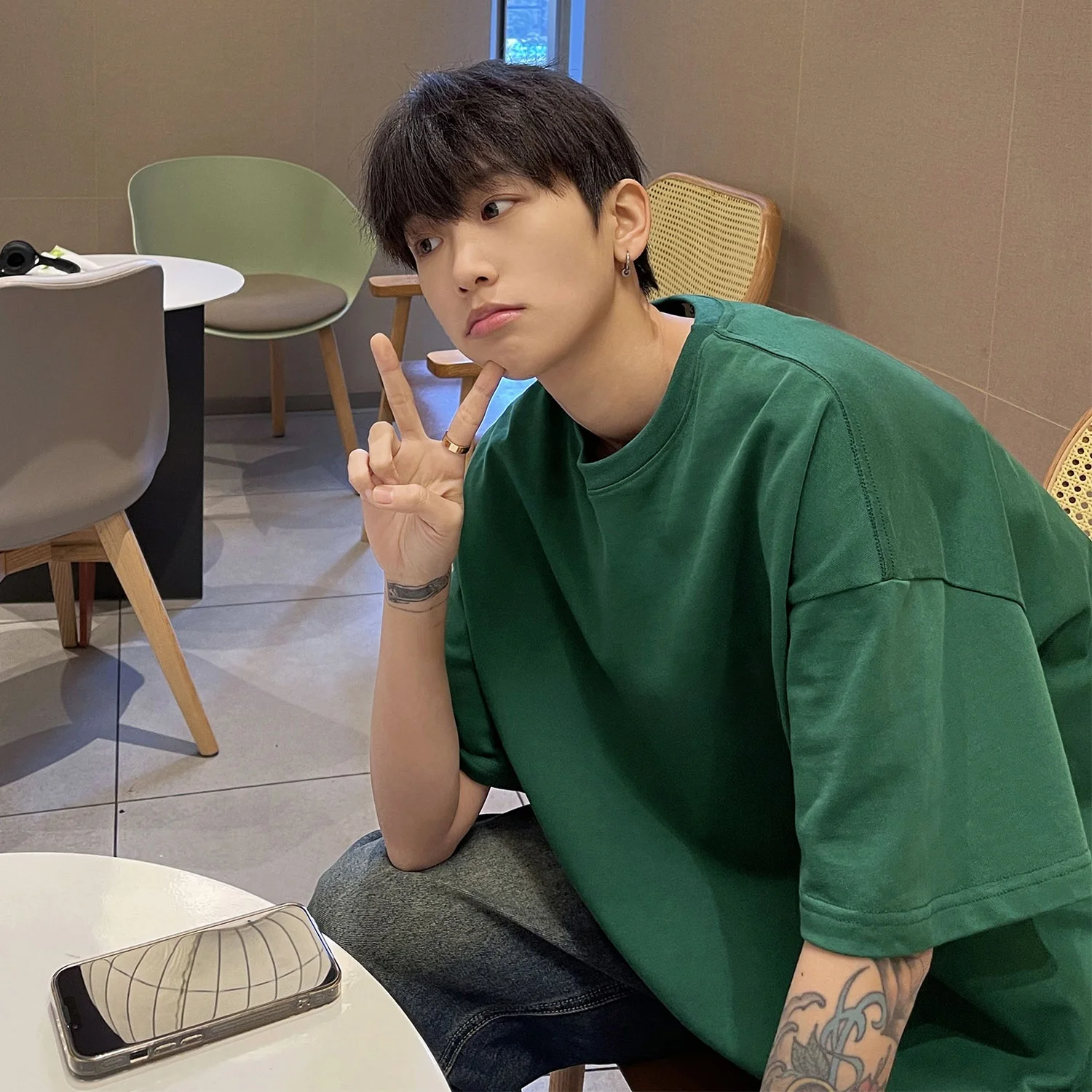 

Oversize Seven-Quarter Sleeve T-Shirt Men's Style Summer American Retro Pure Cotton Short Sleeve in Dark Green Color