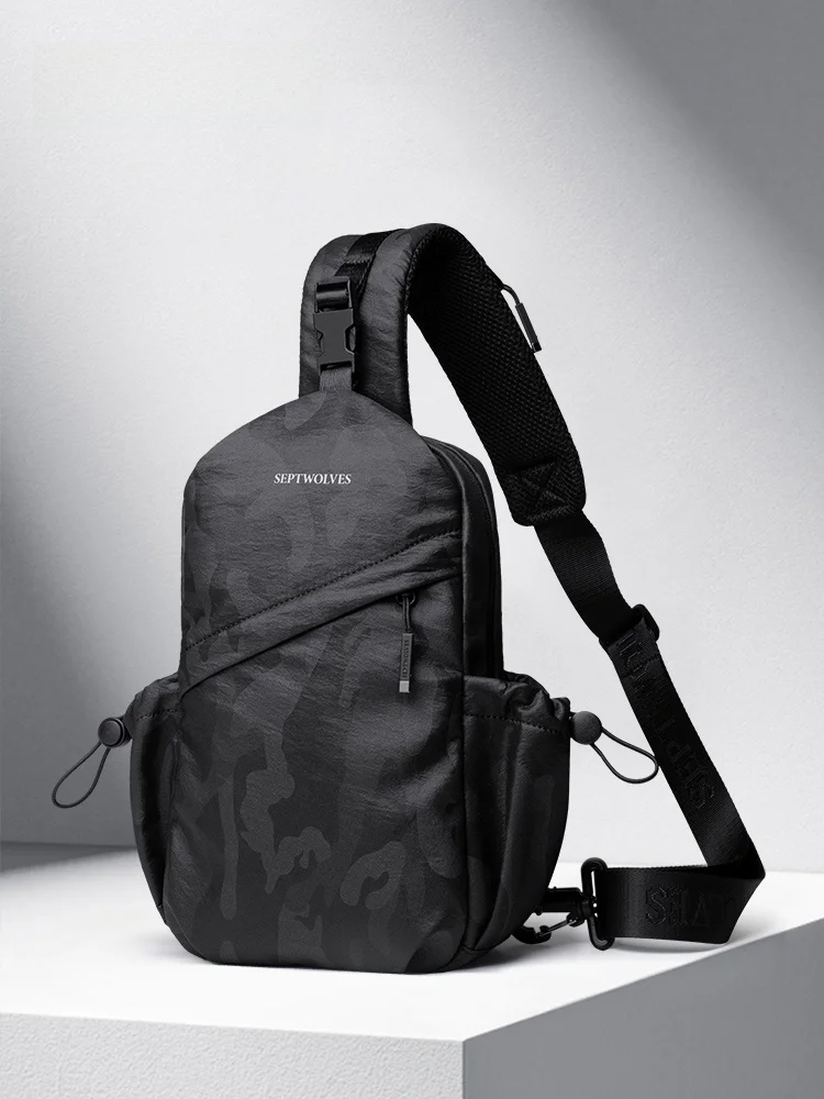 septwolves-men's-crossbody-bag-multi-layer-outdoor-lightweight-waterproof-shoulder-bag-casual-style-large-capacity-chest-bag