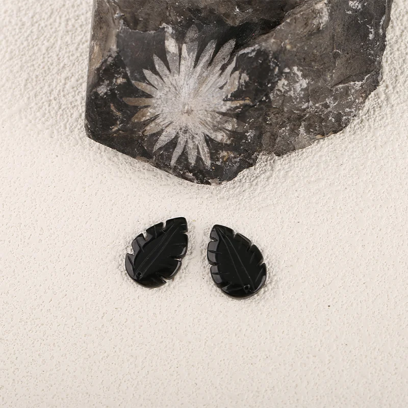Handmade Jewelry Obsidian Stone  Carved Leaf Earring Bead,Natural Stone Earrings Accessories For Women 22x14x2mm 3.9g