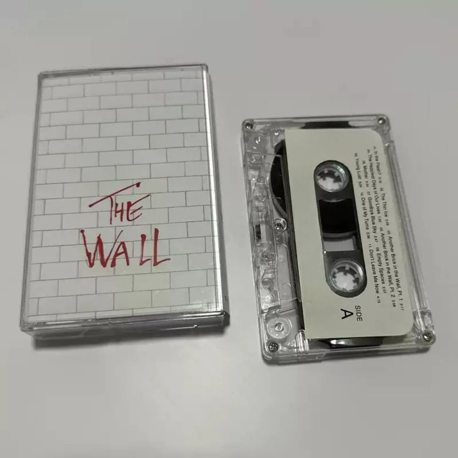 The Wall Cassette Tape, Epic Progressive & Concept Rock com Narrativa Temática e Arranjos Icônicos