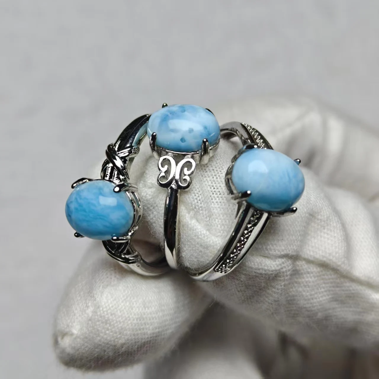 Natürlicher 8x10mm Dominikanischer Larimar-Ring, mit einer Weiten Blauer Fläche, Schlicht und Elegant, Damen-Schmuckring – Detail 4