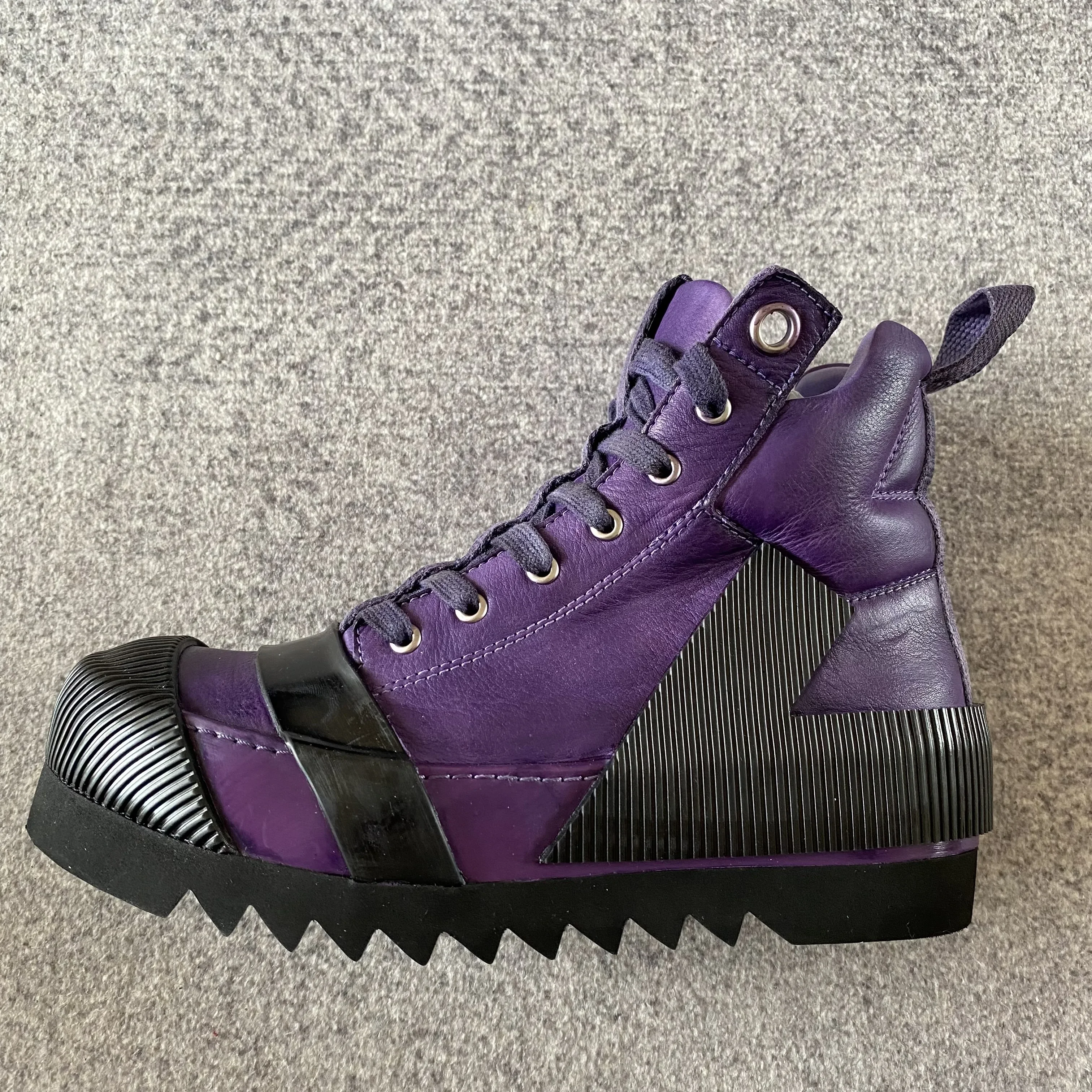 Original Design Customized Nappa Leather Mummy Strap Lightweight Comfortable Personalized Retro Unique Boots Can Do Fur Inner