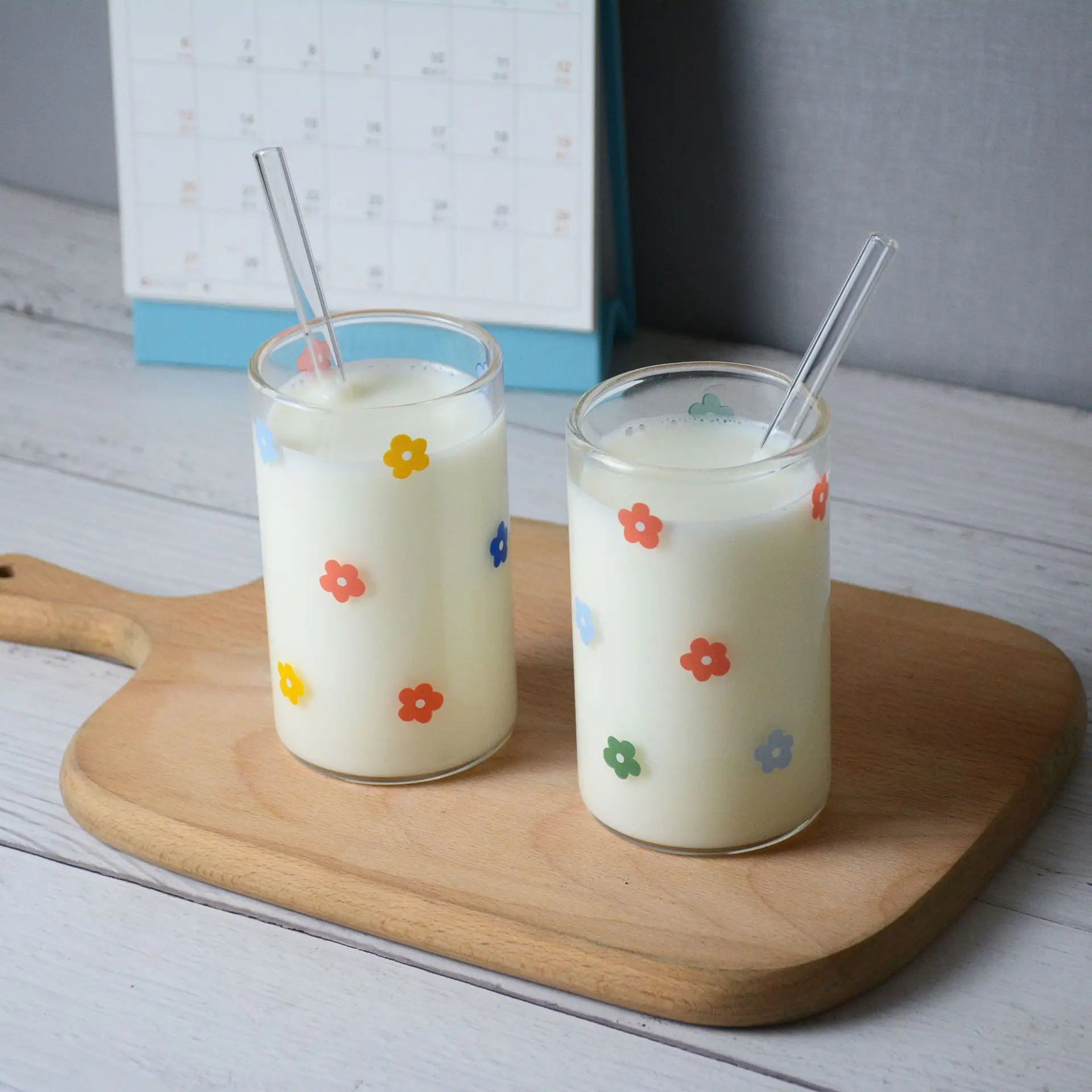 Cute Floral Glass For Milk Juice Made Of High Borosilicate Heat-resistant Glass Microwaveable Suitable For Home Office