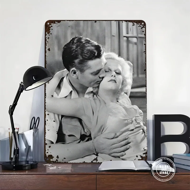 Vintage Couple Embrace Tinplate Poster Custom Wall Art Vintage Metal Signs Retro Tin Plaque for Room Decoration Home Decorations
