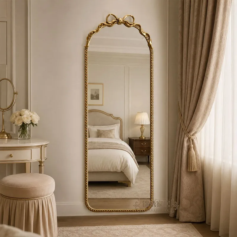 Nordic Luxury Mirror Modern Living Room Decoration Items Makeup Full Body Mirror Hanging Aesthetic Espelhos Home Decorations