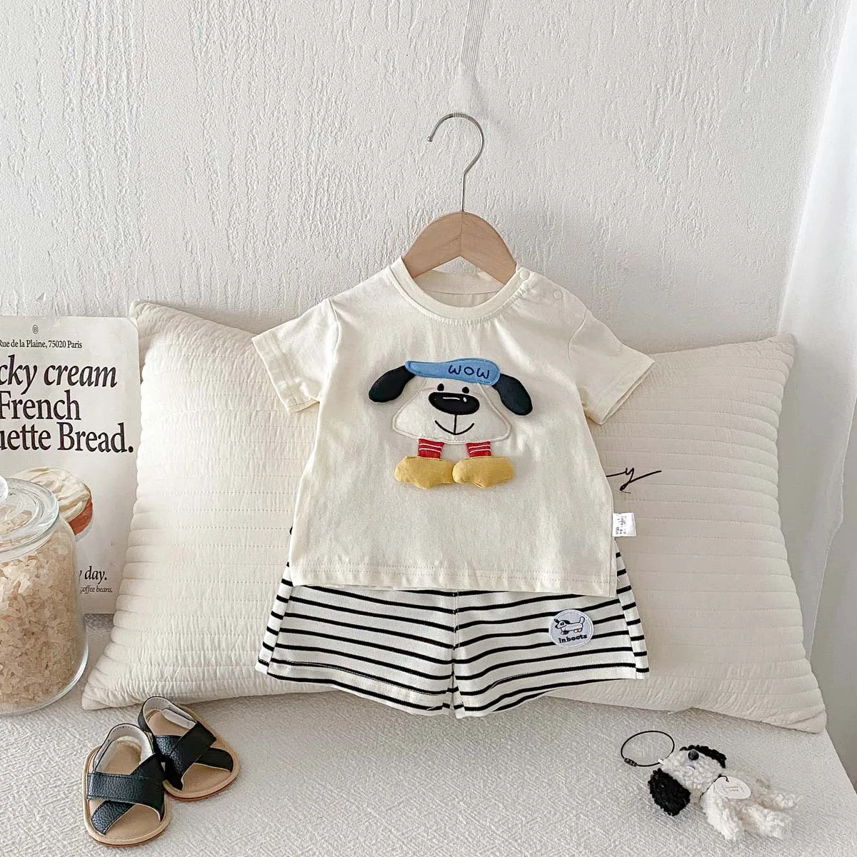 Children's Clothing Summer New Item Cartoon Short Sleeved Shorts Set for Boys and Girls, Loose and Thin Clothing for Children