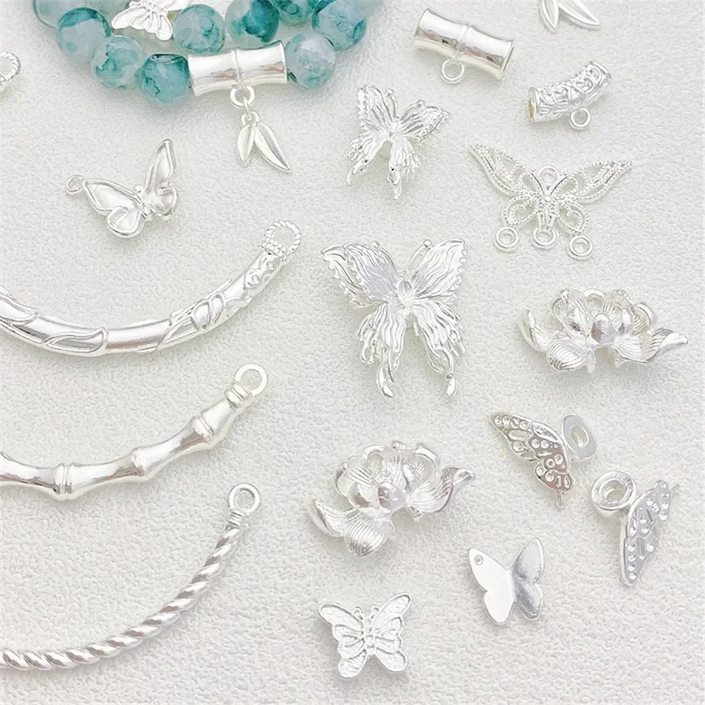 จี้รูปผีเสื้อสีเงินสดใส สร้อยข้อมือครึ่งวง ลูกปัดโลหะ ตัวเว้นระยะลูกปัด ทำด้วยมือ วัสดุทำสร้อยข้อมือ สร้อยคอ เครื่องประดับ