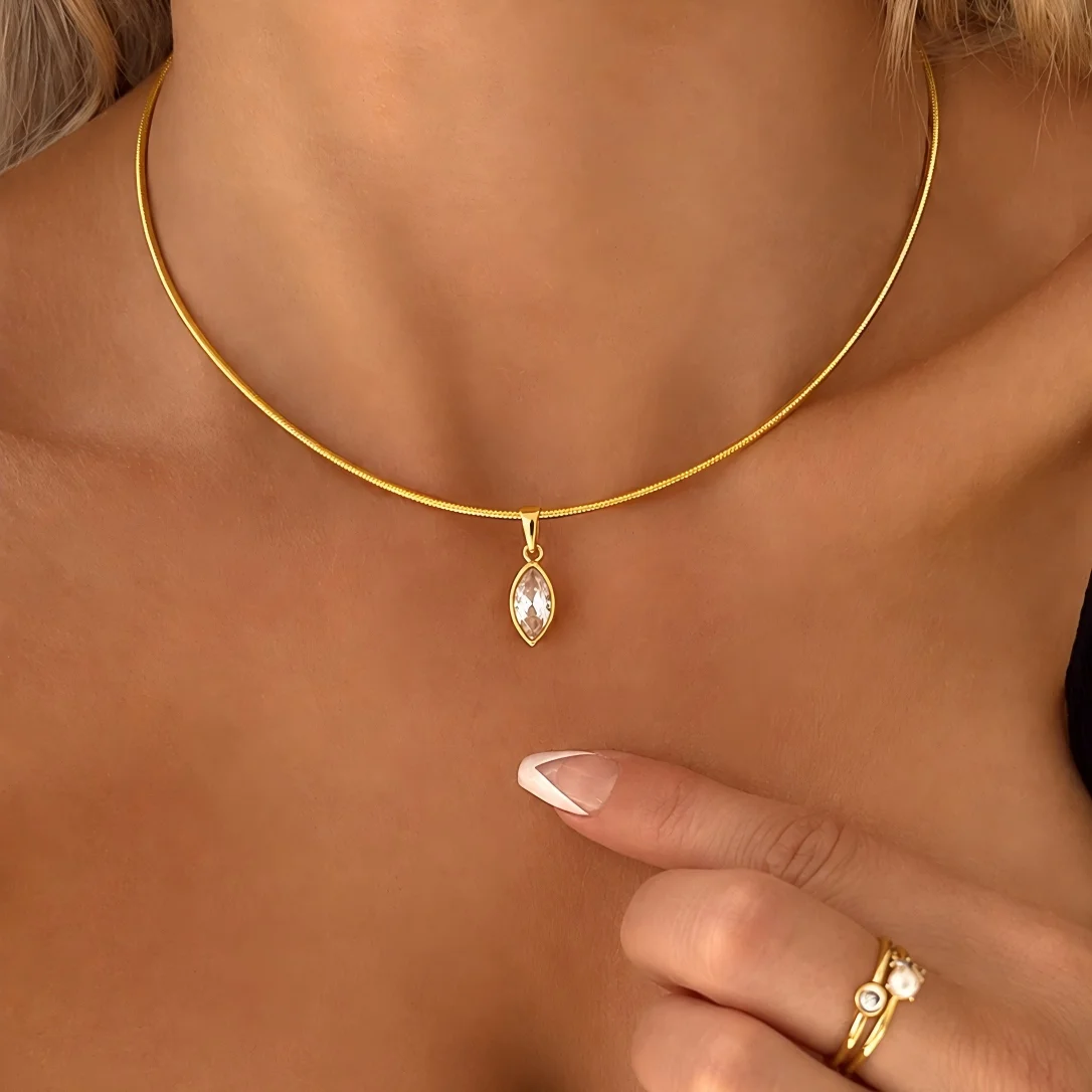 Ingemark Simple 18K Gold Plated Stainless Steel Chokers Necklace for Women Retro Waterdrop Zircon Pendant Open Torques Necklace