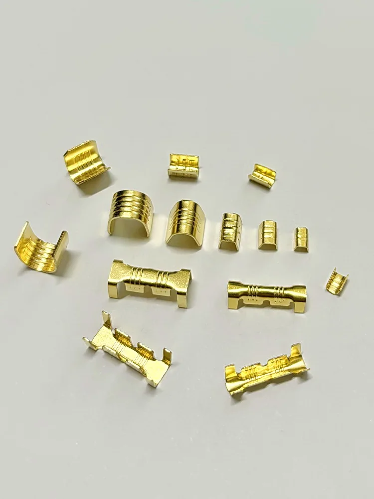 Connector 22-7AWG 0.3 To 10 mm² Brass Material C-shaped Crimping Wire Nose Solderless Cold Press Docking Terminal Block