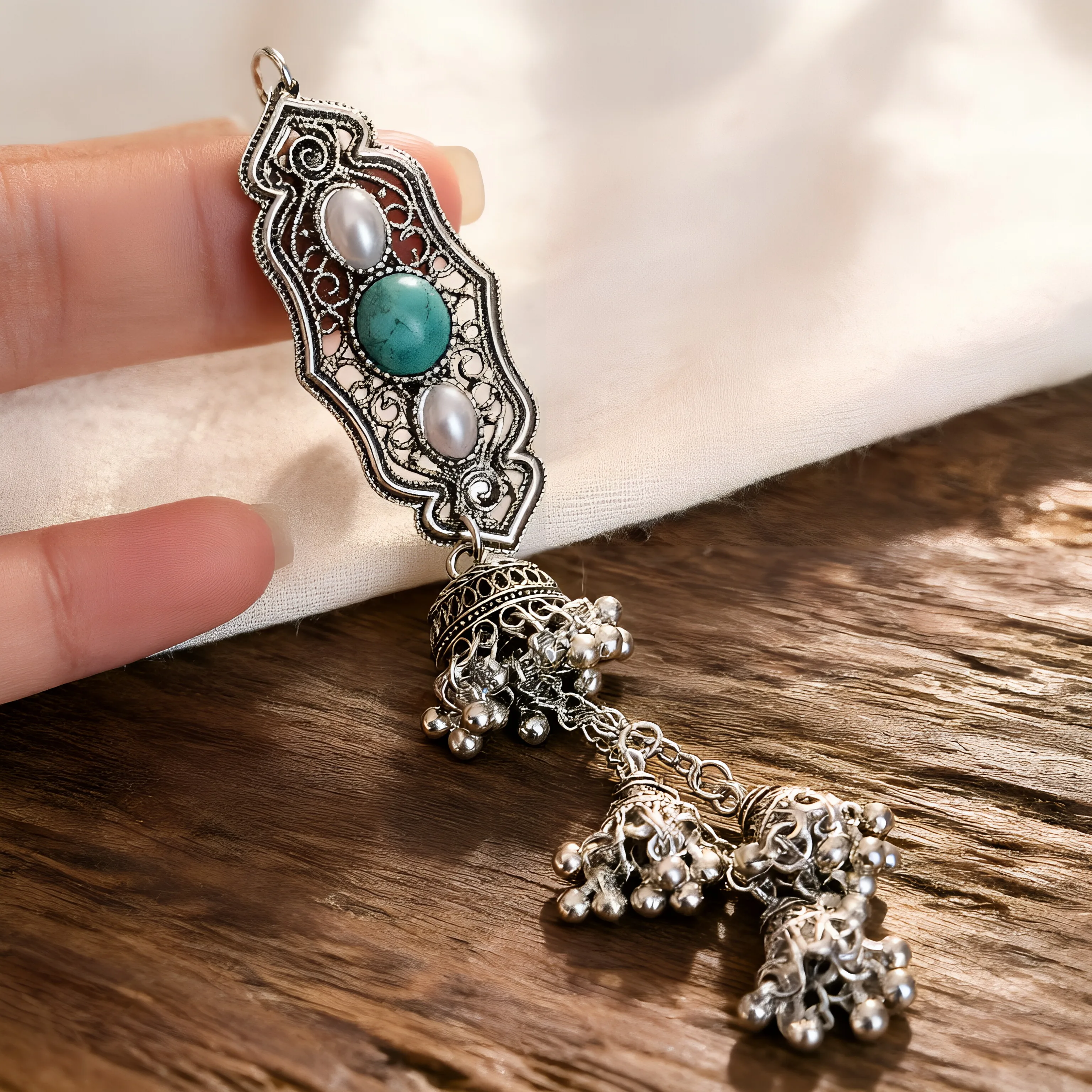 Ethnische Haarspange mit funkelnden Diamanten und Quasten im Großhandel, neue chinesische Retro-Haarspange mit hochwertigem Flair, seitliche Haarspange, Haarband