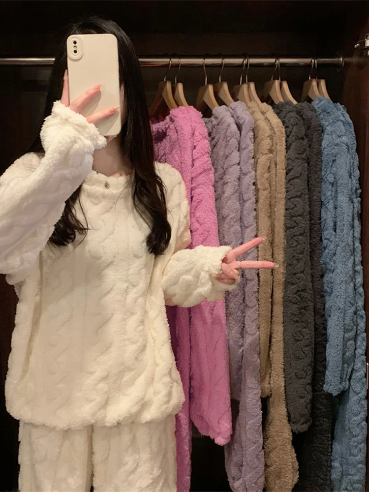 ملابس نوم سميكة ودافئة للنساء بدلة من الفلانيل مع بطانة من الصوف أطقم بيجامات للسيدات ملابس منزلية ملابس نوم دافئة بأكمام طويلة