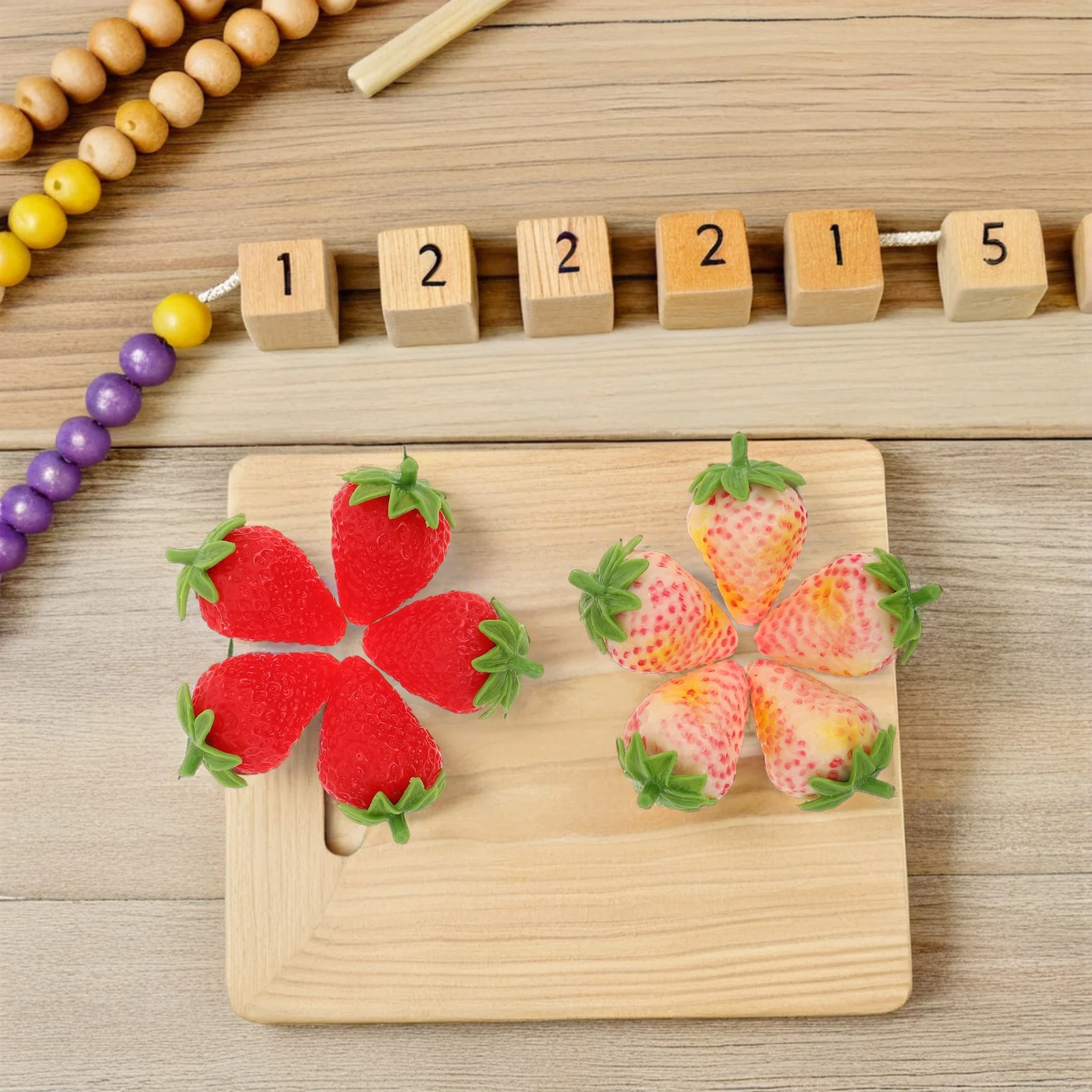 

10Pcs High Simulation Artificial Strawberries Creamy White Fake Fruit Photo Props for Food Photography Crafts Faux Strawberries