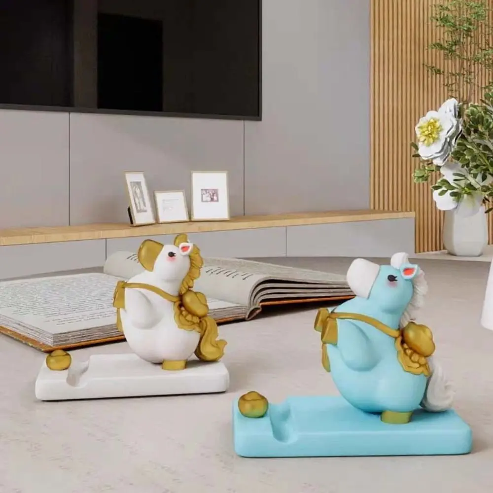 الحصان التميمة زودياك المهر حامل هاتف المهر شكل الراتنج حامل هاتف المحمول 2026 الحصان سنة صغيرة حلية حامل جوّال بلاستيكي الخليوي #3