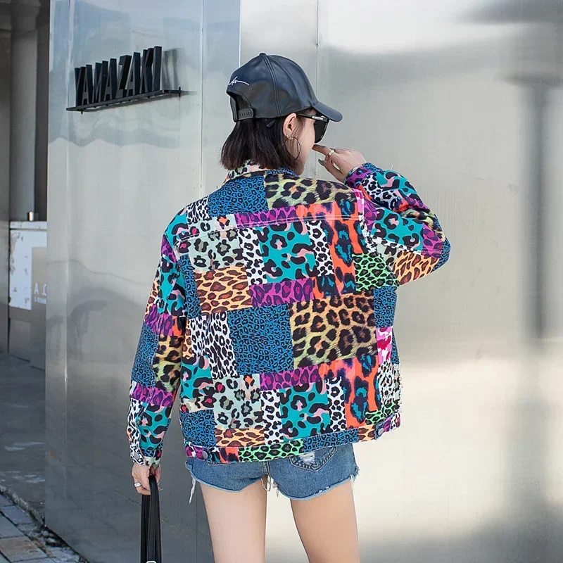 

Vintage Rivet Beaded Leopard Print Denim Coat Women 2025 Spring Autumn Casual Fashion Long Sleeve Jeans Jacket Female Streetwear