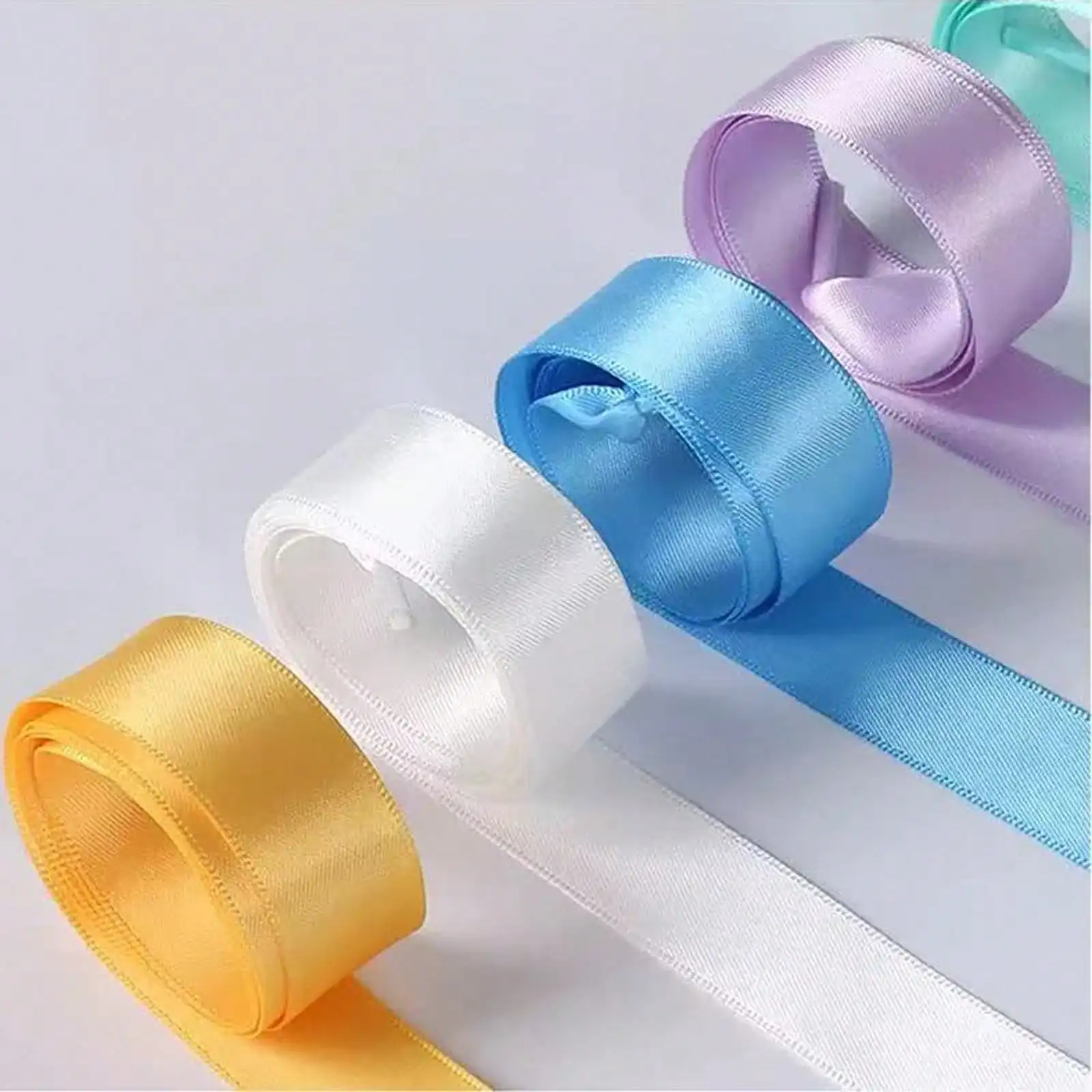 1 Pair of Luxurious Double-Sided Polyester Shoelaces, Glossy, Wide, Flat, with a Silk-Like Surface, Durable Polyester Wide Shoelace Ribbons, Perfect for Fashionable Sneakers, Skate Shoes, Boots, and Casual Shoes, with