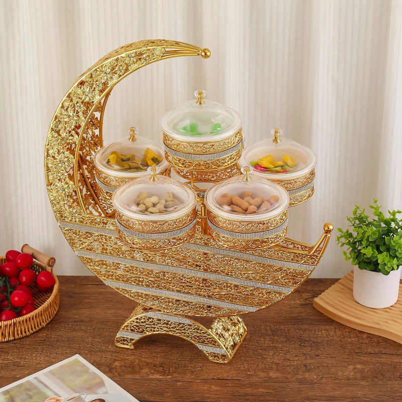 Golden five-grid exquisite fruit box, light luxury moon shape with cover, dust-proof snack plate, dried fruit plate.