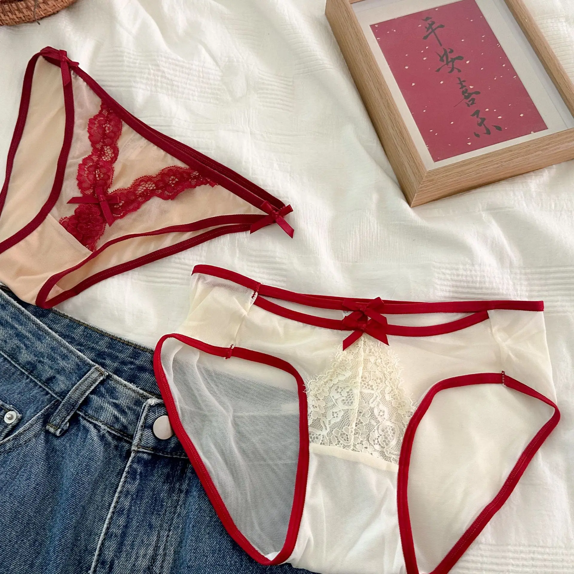 Red Color Mesh Transparent Women\'s Underwear Low Waist Lace Embroidery Hollow Out Panties Thin Soft Hollow Out Breathable Briefs