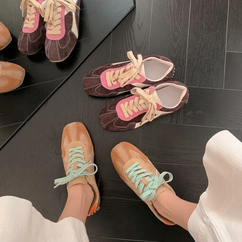 Sapatos casuais planos japoneses e coreanos franceses para mulheres primavera e verão moda rendas até sapatos esportivos de caminhada sapatos femininos