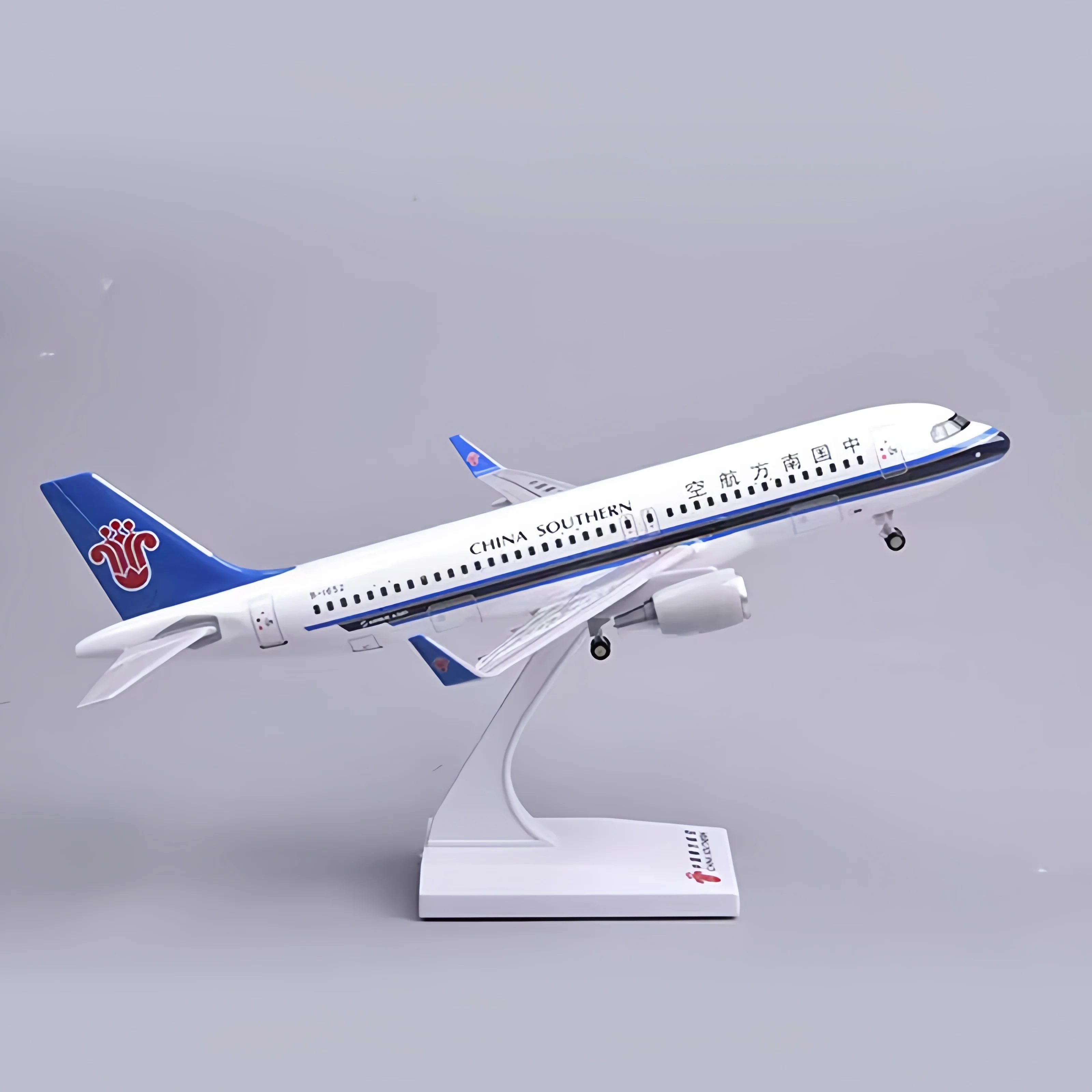 20 cm alloy aviation model decoration static simulation of China Southern Airlines C919