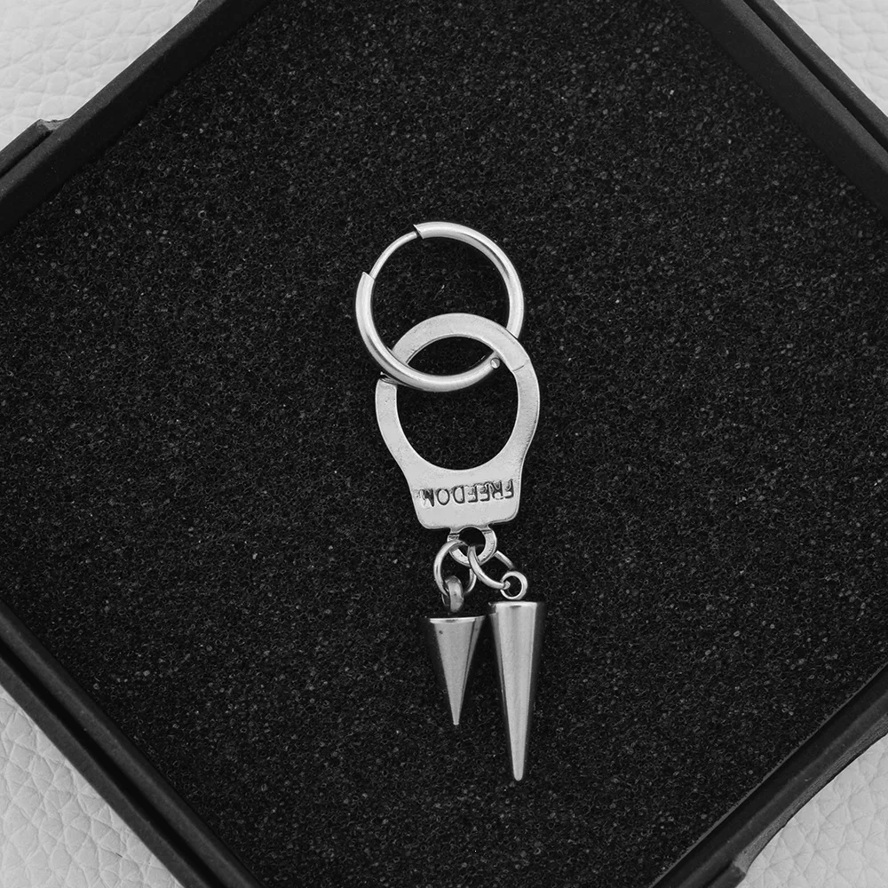 1pc Vintage Handcuff Spike Dangle Hoop Earrings for Women Engraved FREEDOM Letter Cone Tassel Drop Ear Rings Punk Gothic Jewelry