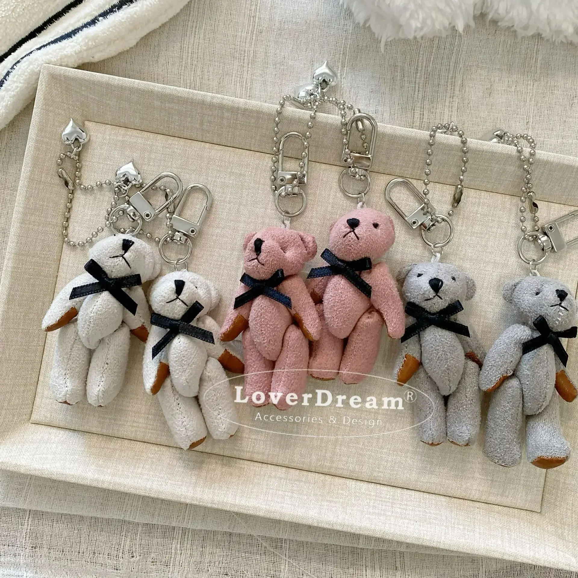 

1 Piece Cute Bear Key Ring Bag Pendant Sweet Korean Cartoon Toys Bear Schoolbag Pendant Cute Kawaii Keychain Charm Lanyard