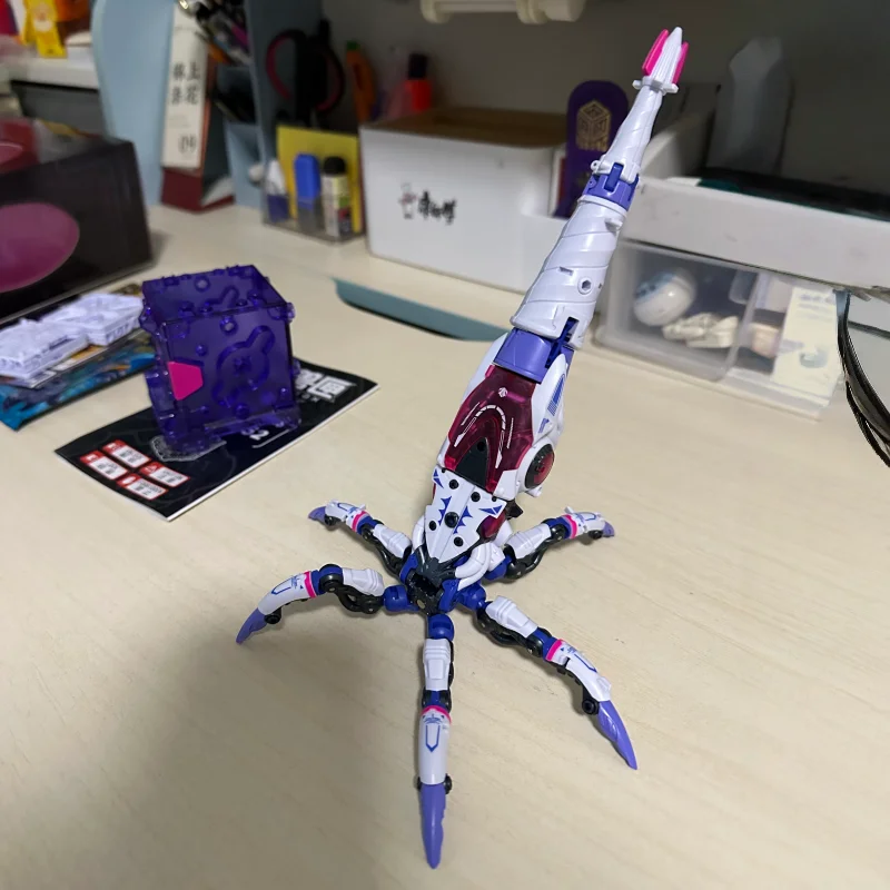 

In Stock 52OTYS Beast Box Glacier Penguin White Shark Long Necked Dragon Sea Turtle Crab Crocodile White Tiger Brachiosaurus