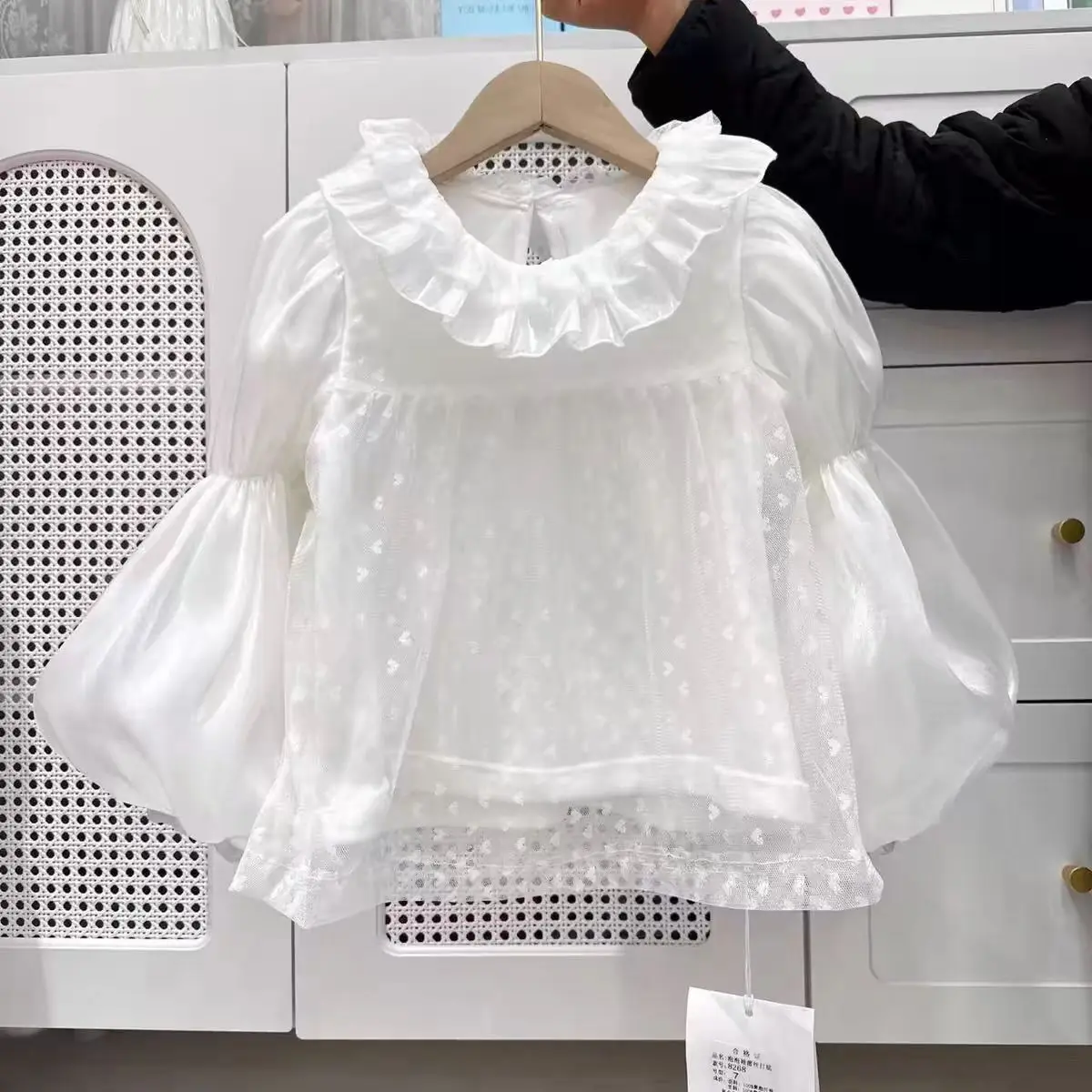 Girls' solid color base shirt long sleeved Lolita base doll shirt with white spring new style princess style super fairy inside