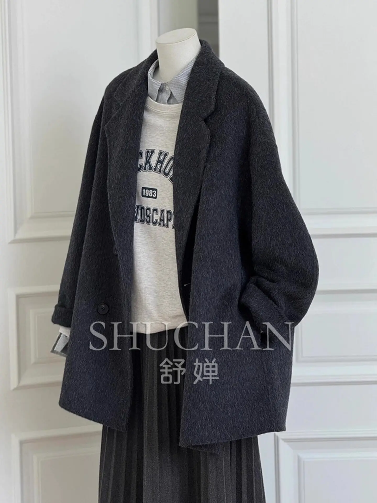 Coat 2026 new autumn winter gray short wool cashmere coat women's new winter thickened woolen suit woolen coat